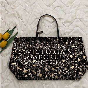 Victoria’s Secret NYC 2018 bag